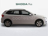 Usado Skoda Kamiq Active 95 CV (69 kW) 2022 Blanco SUV