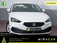 Usado Seat Leon ST Style 110 CV (80 kW) 2022 Blanco Familiar