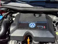 Usado VW New Beetle 100 CV (73 kW) 2003 Rojo Utilitario