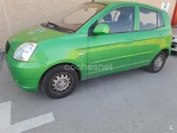 Usado Kia Picanto LX 61 CV (44 kW) 2005 Verde Utilitario