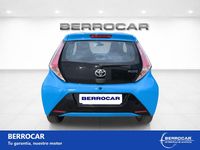 Usado Toyota Aygo X-cite 69 CV (50 kW) 2017 Azul Utilitario