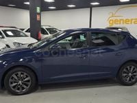 Usado Seat Leon Style 115 CV (84 kW) 2019 Azul Berlina