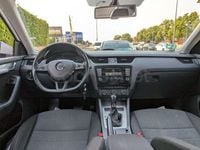 Usado Skoda Octavia Elegance 140 CV (102 kW) 2015 Blanco Utilitario