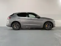 Usado Alfa Romeo Stelvio Veloce 210 CV (154 kW) 2023 Gris SUV