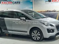 Usado Peugeot 3008 Access 120 CV (88 kW) 2015 Gris / plata Familiar