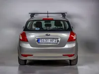 Usado Kia Ceed 105 CV (77 kW) 2011 Gris Utilitario