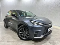 Usado Lexus LBX 136 CV (100 kW) 2024 Gris / plata SUV