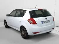Usado Kia Ceed Style 91 CV (66 kW) 2010 Gris Utilitario