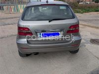 Usado Mercedes B200 140 CV (102 kW) 2007 Marrón Monovolumen