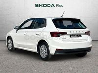 Usado Skoda Fabia Active 80 CV (58 kW) 2022 Blanco Utilitario