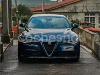 Usado Alfa Romeo Giulia Executive 160 CV (117 kW) 2019 Azul Berlina