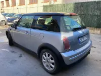 Usado Mini ONE 90 CV (66 kW) 2002 Gris / plata Utilitario