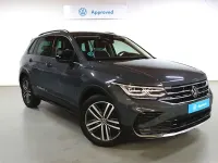 Käytetty VW Tiguan Sport 150 HP (110 kW) 2022 Harmaa Katumaasturi
