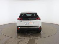 Usado Peugeot 3008 Allure 130 CV (95 kW) 2019 Blanco SUV
