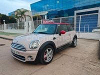 Usado Mini Cooper D 112 CV (82 kW) 2010 Beige Utilitario