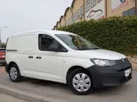 Usado VW Caddy 102 CV (75 kW) 2021 Blanco Monovolumen
