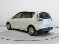 Usado Renault Scénic III Expression 110 CV (80 kW) 2014 Blanco Monovolumen