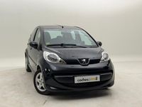 Usado Peugeot 107 68 CV (50 kW) 2008 Negro Utilitario