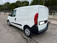 Usado Fiat Doblò Dynamic 105 CV (77 kW) 2016 Blanco Monovolumen