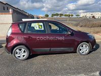 Usado Renault Scénic III Expression 110 CV (80 kW) 2012 Granate Monovolumen