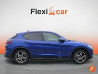 Usado Alfa Romeo Stelvio Sprint 200 CV (147 kW) 2022 Azul SUV