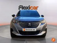 Usado Peugeot 2008 Allure 130 CV (95 kW) 2023 Gris / plata SUV