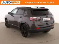 Usado Jeep Compass Night Eagle 140 CV (102 kW) 2019 Gris SUV