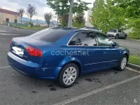 Usado Audi A4 140 CV (102 kW) 2005 Azul Berlina
