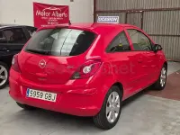 Usado Opel Corsa 90 CV (66 kW) 2009 Rojo Utilitario