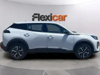 Usado Peugeot 2008 Active 100 CV (73 kW) 2023 Blanco SUV