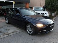 Usado BMW 318 Advantage 151 CV (111 kW) 2015 Azul Familiar