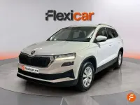 Usado Skoda Karoq Selection 150 CV (110 kW) 2024 Blanco SUV