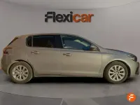 Usado Peugeot 308 Style 130 HP (95 kW) 2020 Cinzento Sedan