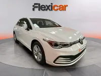 Usado VW Golf VIII 116 CV (85 kW) 2021 Blanco Berlina