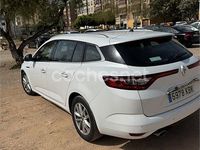 Usado Renault Mégane GrandTour Zen 130 CV (95 kW) 2017 Blanco Familiar