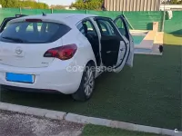 Usado Opel Astra Enjoy 110 CV (80 kW) 2011 Blanco Berlina