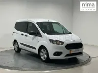 Usado Ford Tourneo Courier Ambiente 75 CV (55 kW) 2019 Blanco Monovolumen