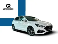 Usado Hyundai i30 120 HP (88 kW) 2022 Branco Sedan