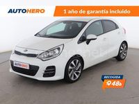 Usado Kia Rio 85 CV (62 kW) 2016 Blanco Berlina