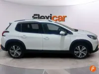 Usado Peugeot 2008 Active 102 CV (75 kW) 2019 Blanco SUV