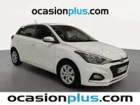 Usado Hyundai i20 75 CV (55 kW) 2019 Blanco Utilitario