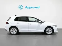Usado VW Golf VIII 115 CV (84 kW) 2025 Blanco Berlina