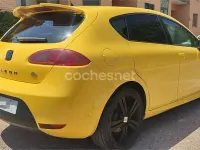 Usado Seat Leon FR 170 CV (125 kW) 2006 Amarillo Utilitario