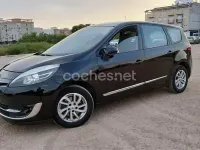 Usado Renault Grand Scénic III Dynamique 130 CV (95 kW) 2013 Negro Monovolumen