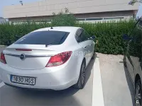 Usado Opel Insignia Sport 130 CV (95 kW) 2008 Blanco Berlina