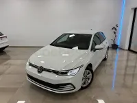Usado VW Golf VIII Life 110 CV (80 kW) 2023 Blanco Berlina