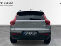 Usado Volvo XC40 Core 185 kW (252 CV) 2023 Plateado SUV