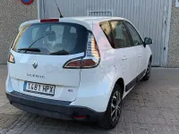 Usado Renault Scénic III Dynamique 110 CV (80 kW) 2013 Blanco Monovolumen
