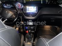 Usado Peugeot 2008 Allure 100 CV (73 kW) 2016 Blanco SUV