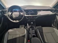 Usado Skoda Kamiq Selection 115 CV (84 kW) 2025 Azul SUV